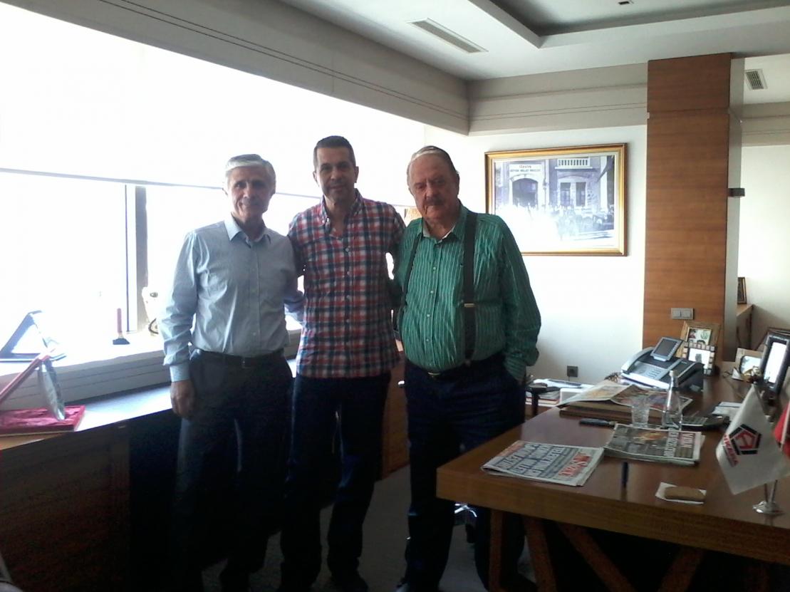 İsim:  İlhan Cavcav - Ziya Adnan - Necdet Özkazancı(10.09.2015) Küçük.jpg
Görüntüleme: 64
Büyüklük:  84.3 KB (Kilobyte)