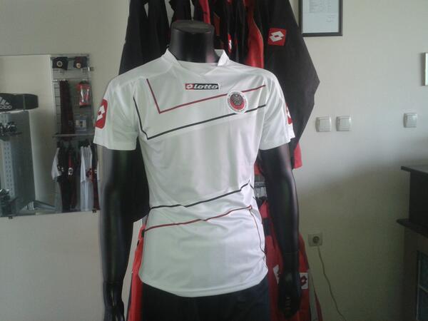 sim:  BQazZKZCYAA0Qlp.jpg
Grntleme: 194
Byklk:  25.3 KB (Kilobyte)